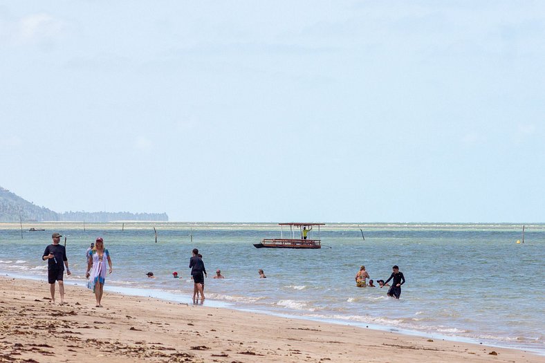 Qavi - Triplex com piscina a 250m praia do Patacho